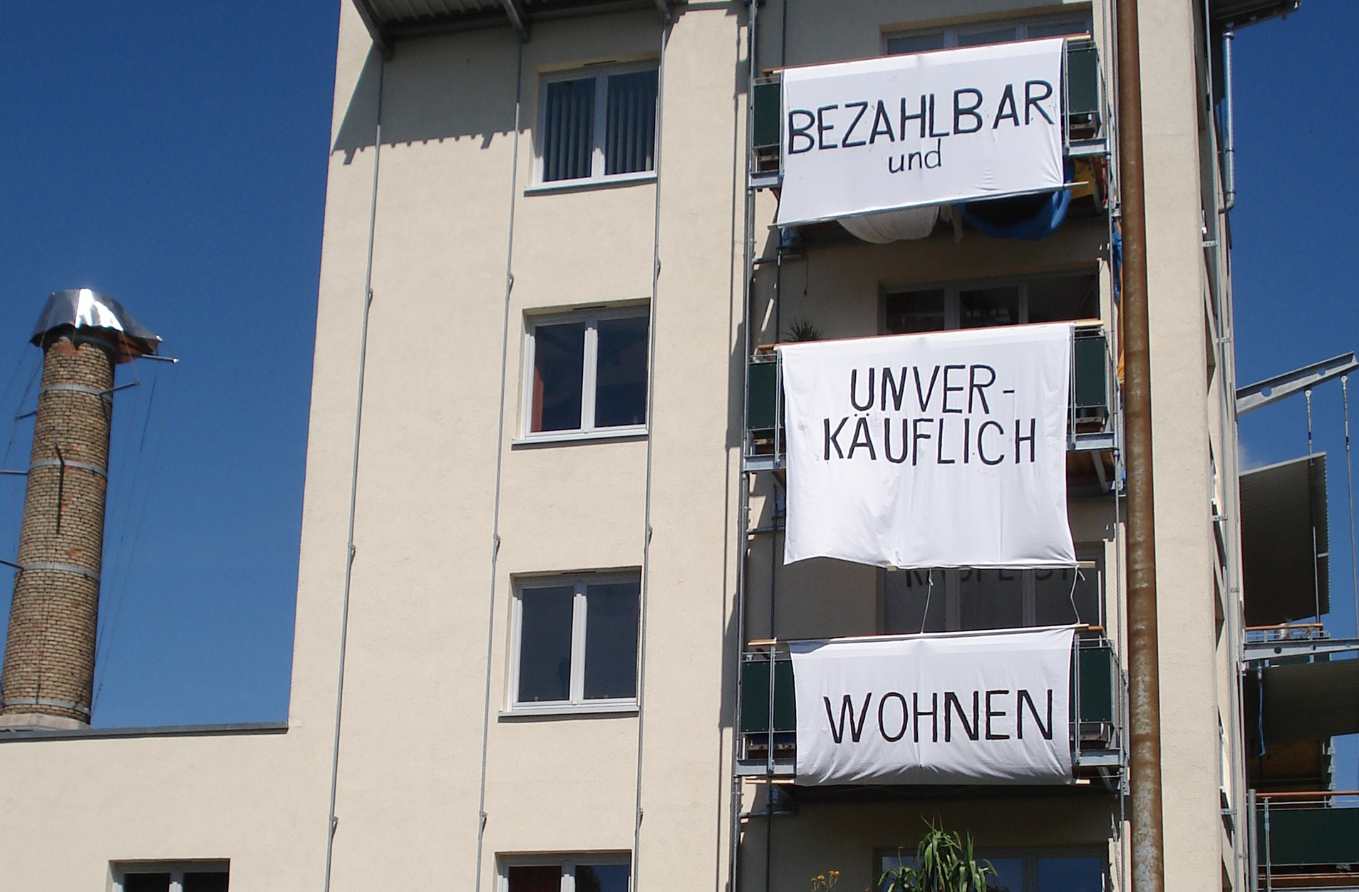 Ein würdiges Dach über dem Kopf, für alle!